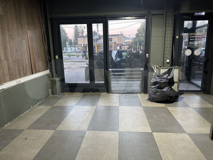 Торговая площадь, 25 м²