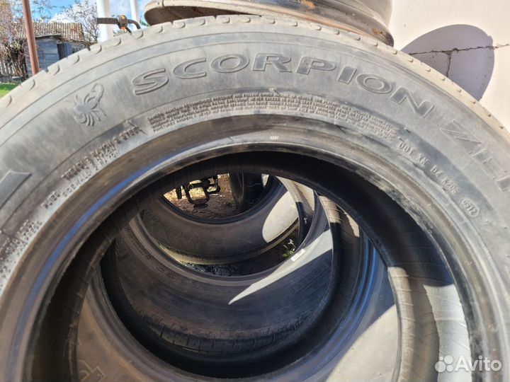 Pirelli Scorpion 235/65 R17 104