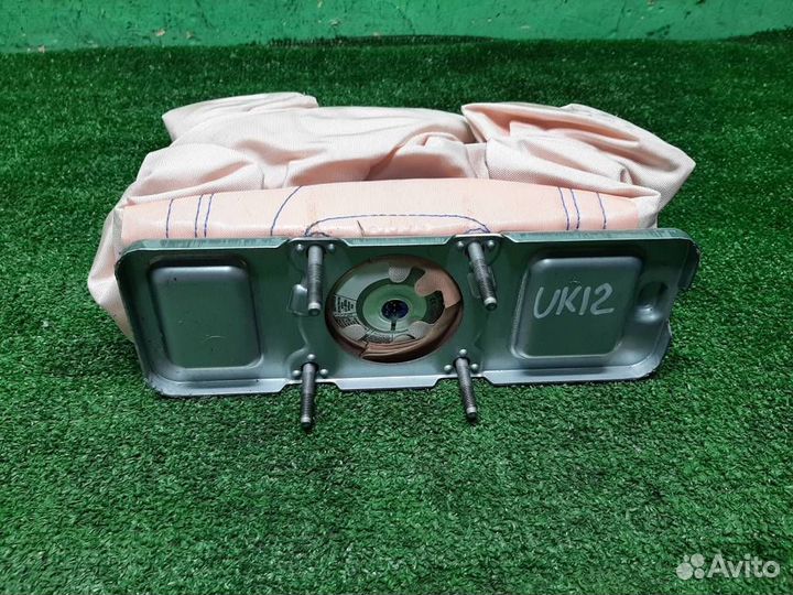 Подушка безопасности в торпедо Renault Duster 2017