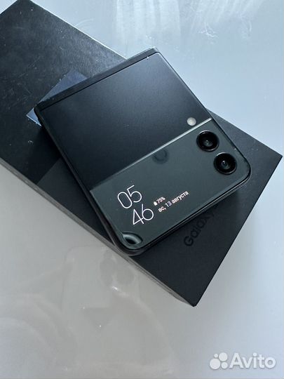 Samsung galaxy z flip 3