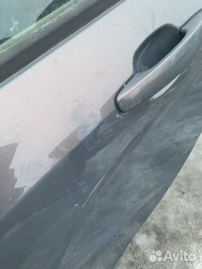 LADA vesta задняя левая дверь