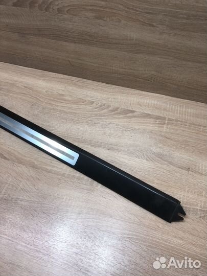 Накладка передняя правая внутренняя Audi A8 D3