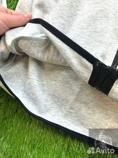 Спортивный костюм Nike Tech Fleece