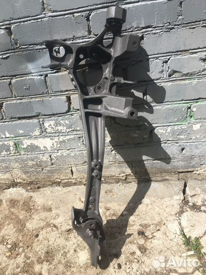 Рычаг продольный Subaru(правый)