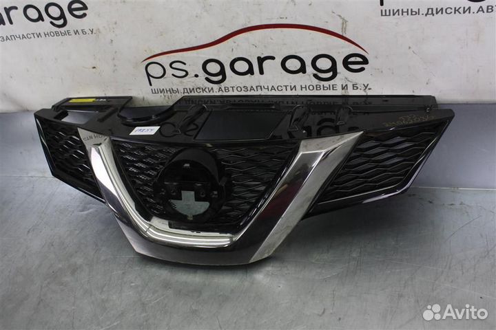 Решетка радиатора Nissan X-Trail T32