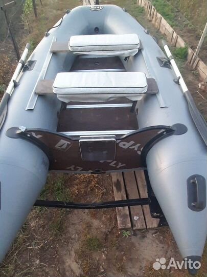 Лодка пвх Инзер 330V