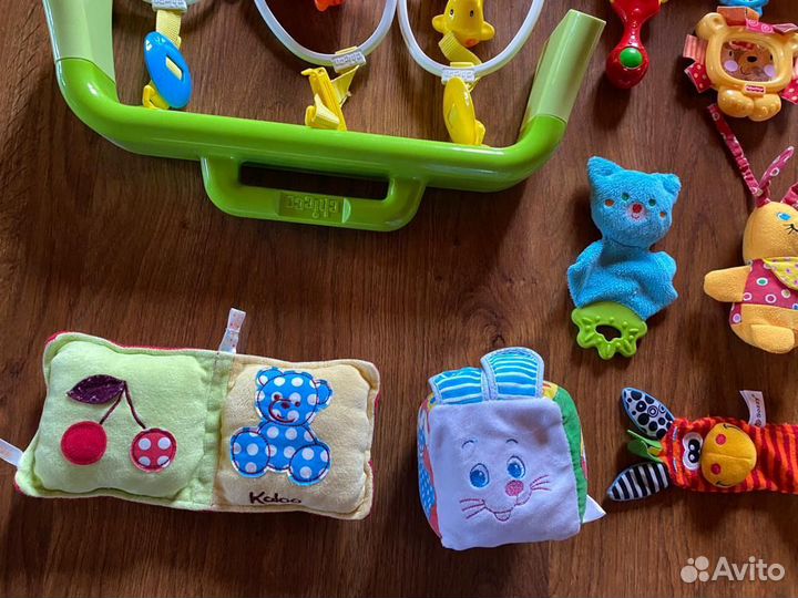 Игрушки погремушки пакетом