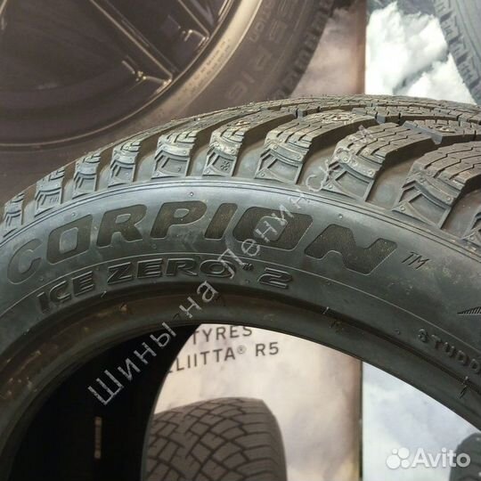 Pirelli Scorpion Ice Zero 2 315/35 R21 111H