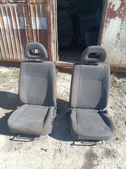 Комплект сидений Mitsubishi Lancer 9