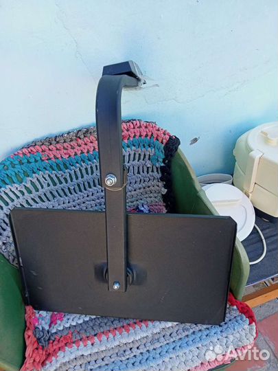 Крепление под телевизор,кранштейн