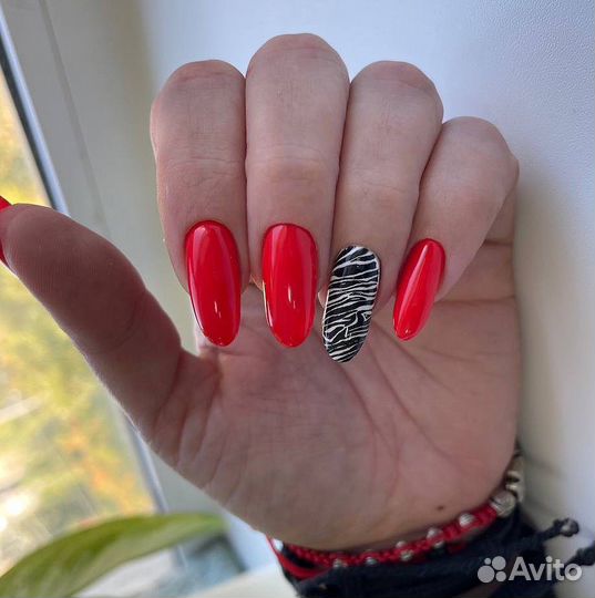 Маникюр педикюр