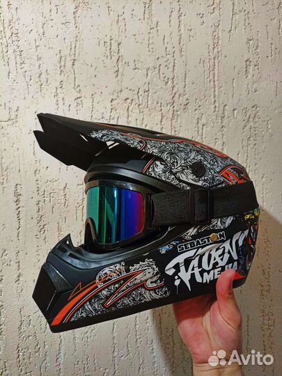 Шлем для мотокросса новый