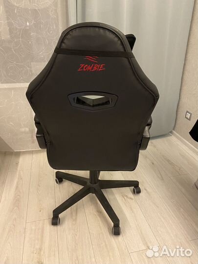 Игровое кресло zombie