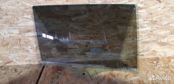 Стекло двери задней правой Opel Zafira (C) III (20