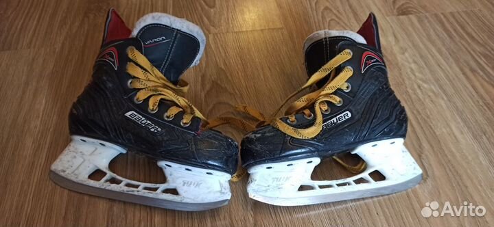 Хоккейные коньки bauer vapor детские