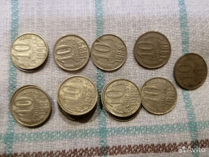 Монеты и купюры