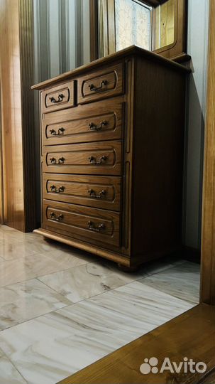 Комод, тумба