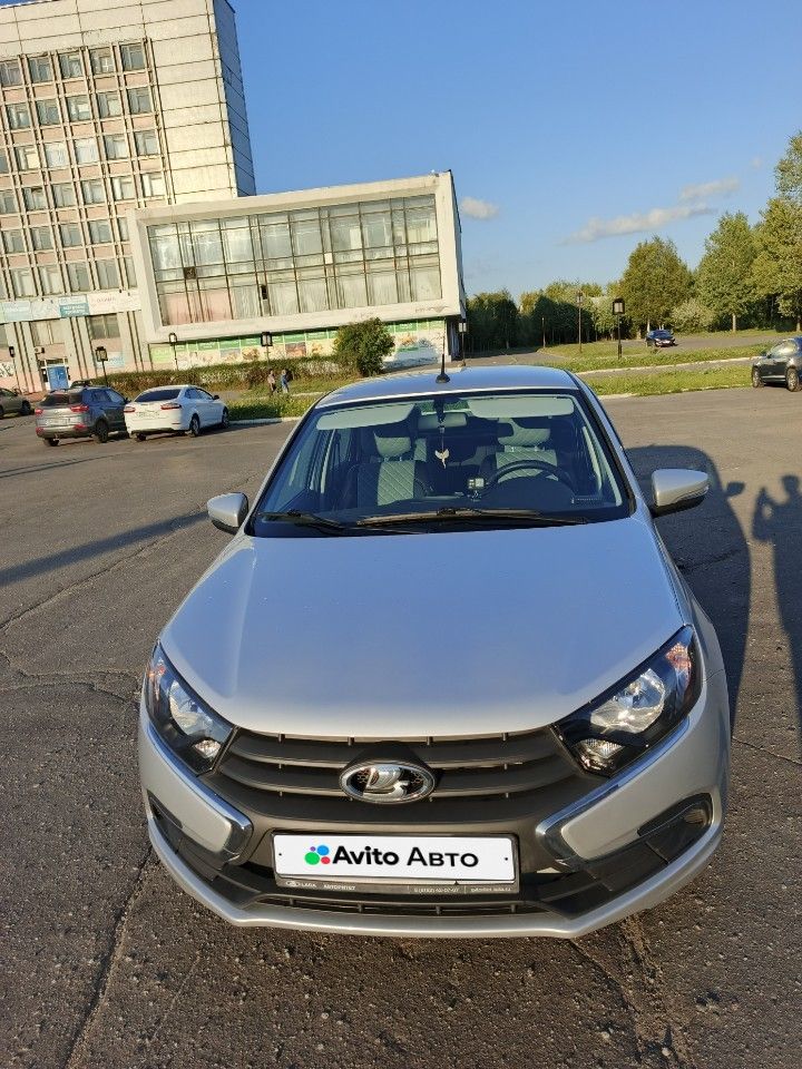 ВАЗ (LADA) Granta: фото владельца