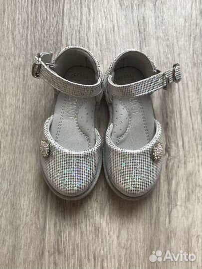 Туфельки для девочки 21 размер