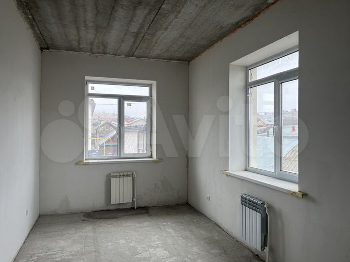 4-к. квартира, 140 м², 1/2 эт.