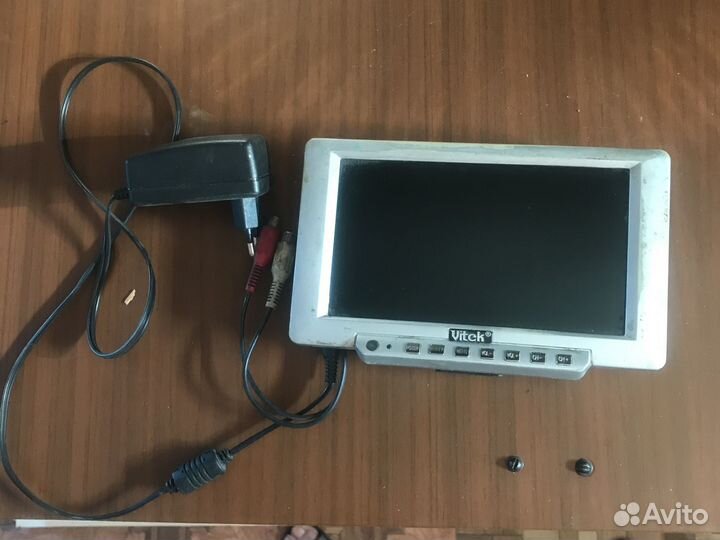 Аатомобильный тв vitek