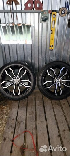 Bridgestone Blizzak VRX 255/45 R19