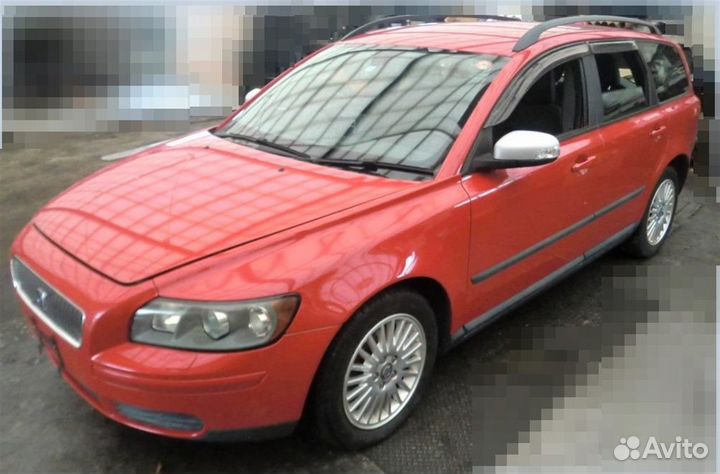 Накладка на рамку радиатора Volvo V50 1 B5244S5