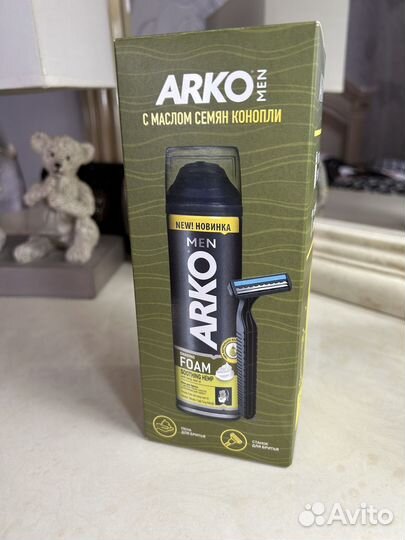 Мужской станок + Большая Пена для бритья