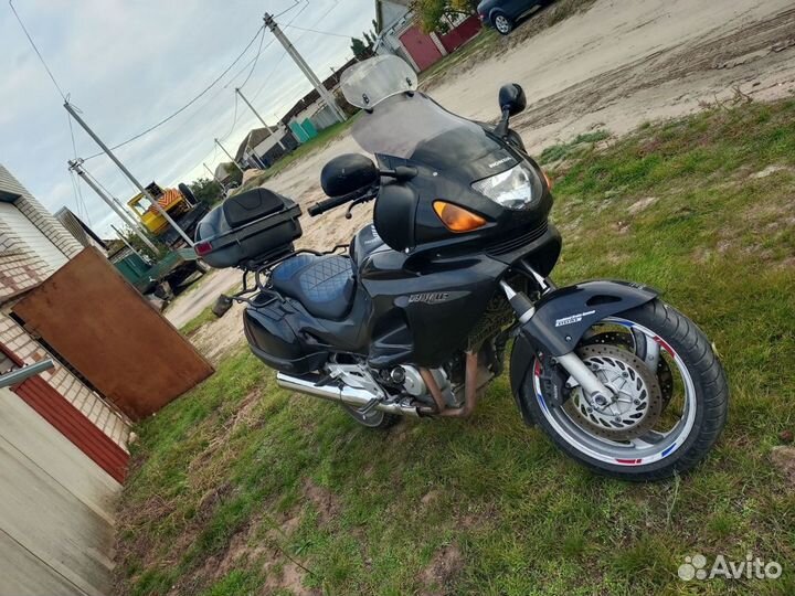 Honda NT650V Deauville