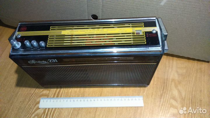Спидола-231 вэф радиоприемник винтаж СССР