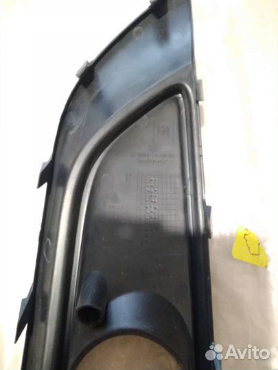 Оправа, передняя, для противотуманных фар Opel