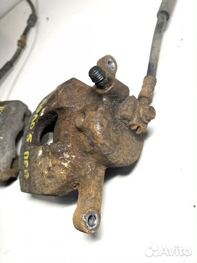 Суппорт передний VW Polo 5 1.6