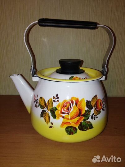 Чайник эмалированный СССР