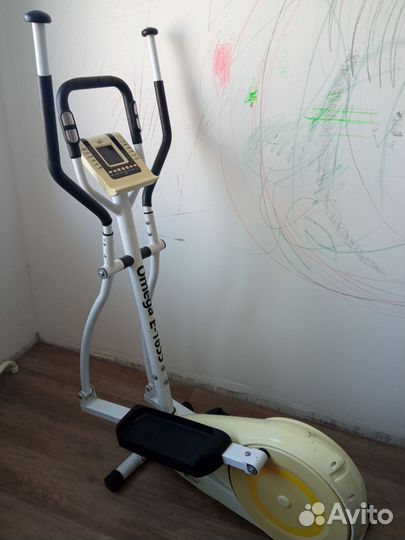 Эллиптический тренажер