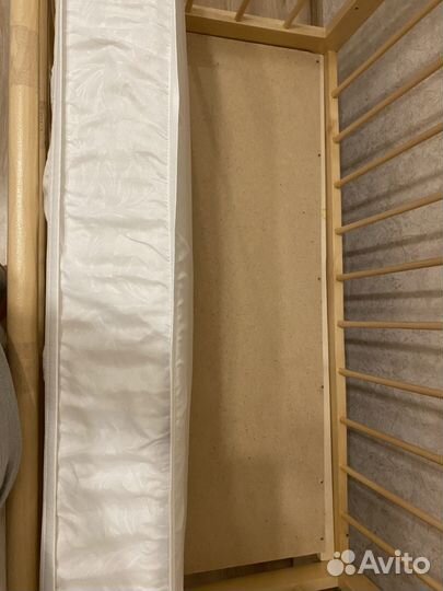 Детская кроватка с матрасом 120х60