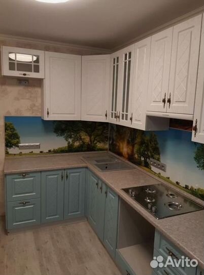 Кухонный гарнитур угловой