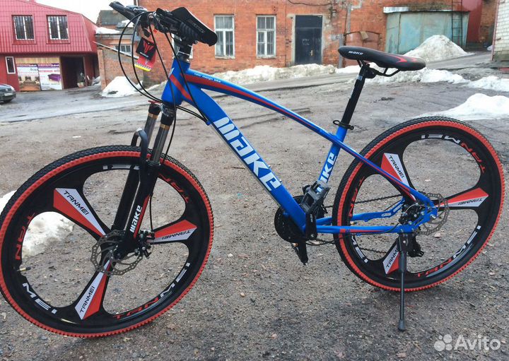 Велосипед на литых дисках