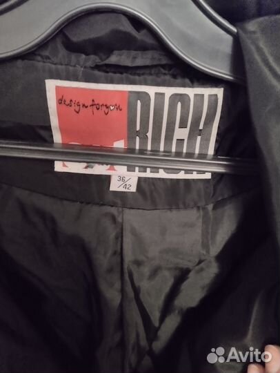 Пуховик женский