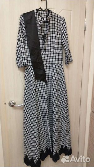 Шикарное вечернее платье