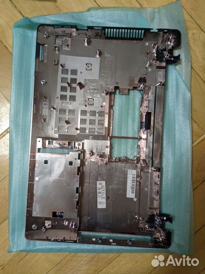 Поддон для ноутбука Asus