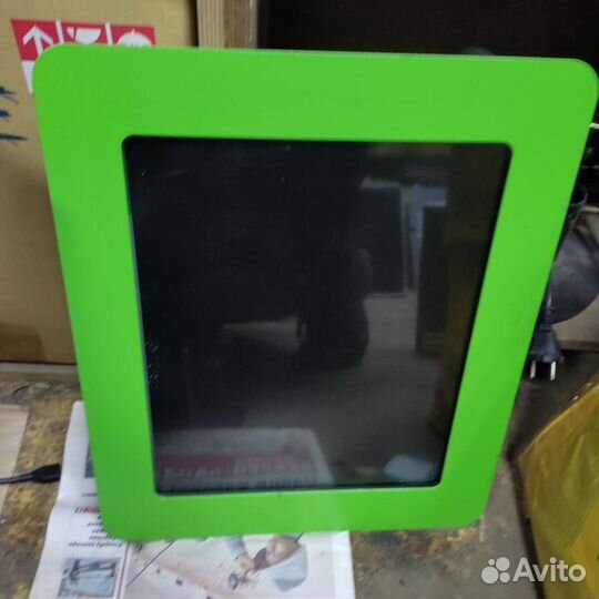 Сенсорный монитор