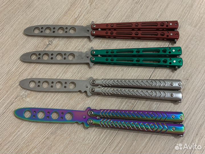 Новый нож-бабочка металлический