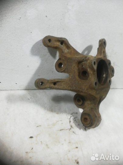 Кулак поворотный задний левый Hyundai Elantra 2