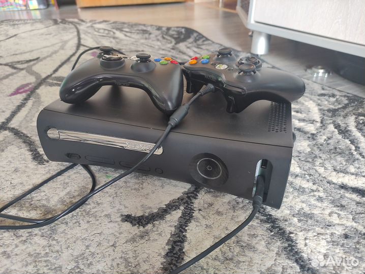 Приставка Xbox 360