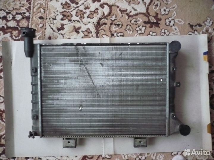 Радиатор охлаждения двигателя LADA 2107