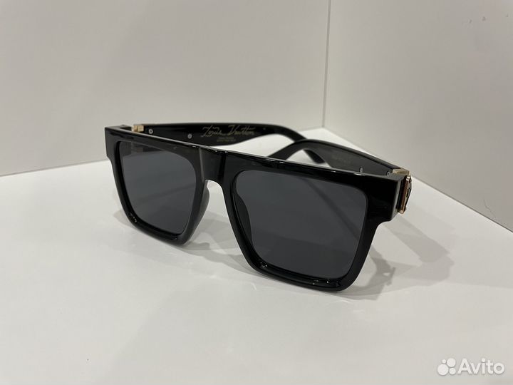 Очки Louis Vuitton