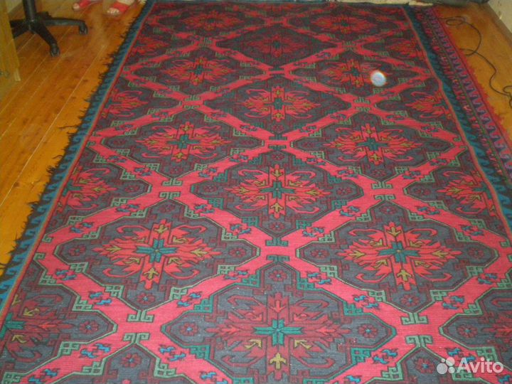 Ковер шерстяной (сумаг2)