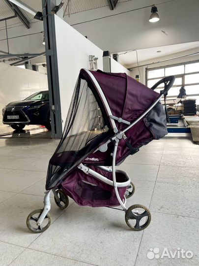 Прогулочная коляска