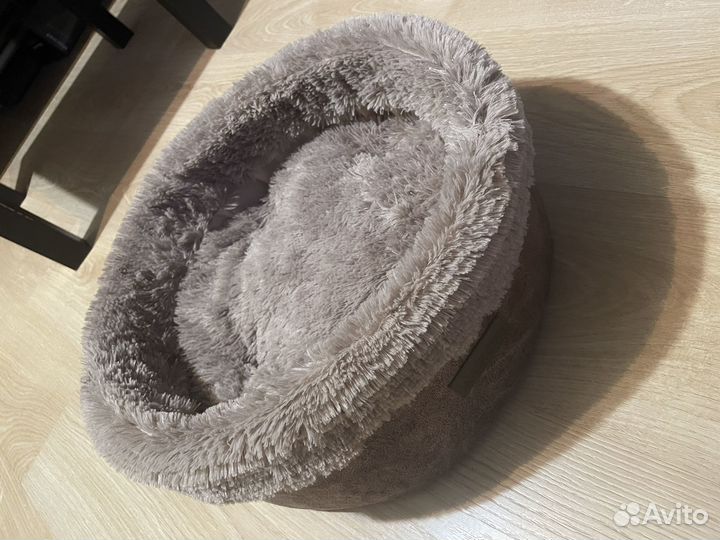 Лежанка для маленьких собак