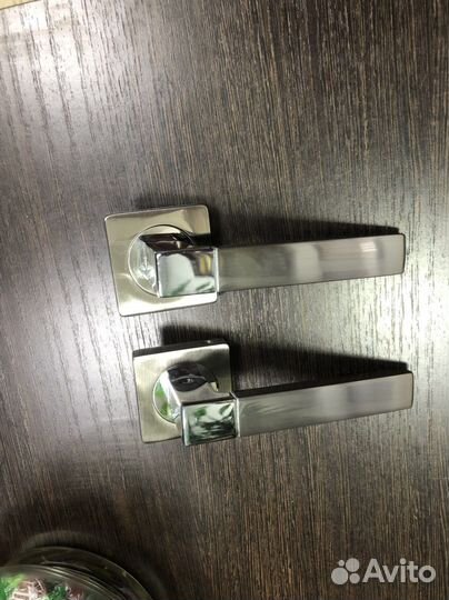 Дверная ручка фурнитура